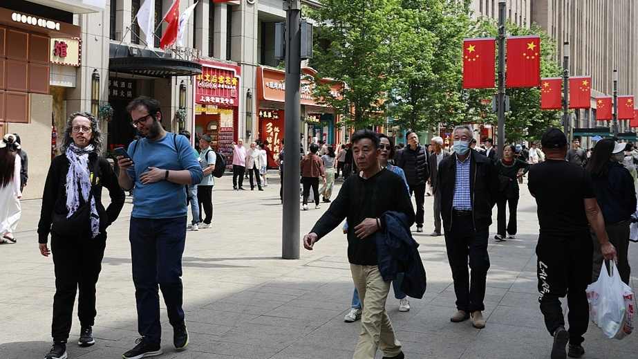 免签政策助力中国入境游升温 入境人数激增