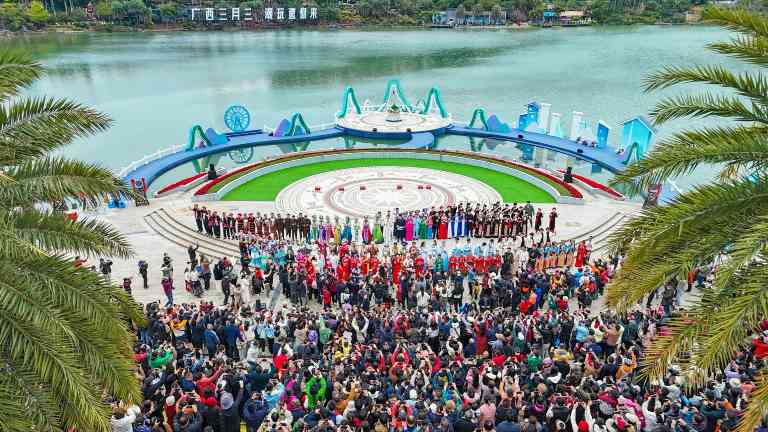 广西三月三民歌大会启动 民族团结文艺盛会揭幕