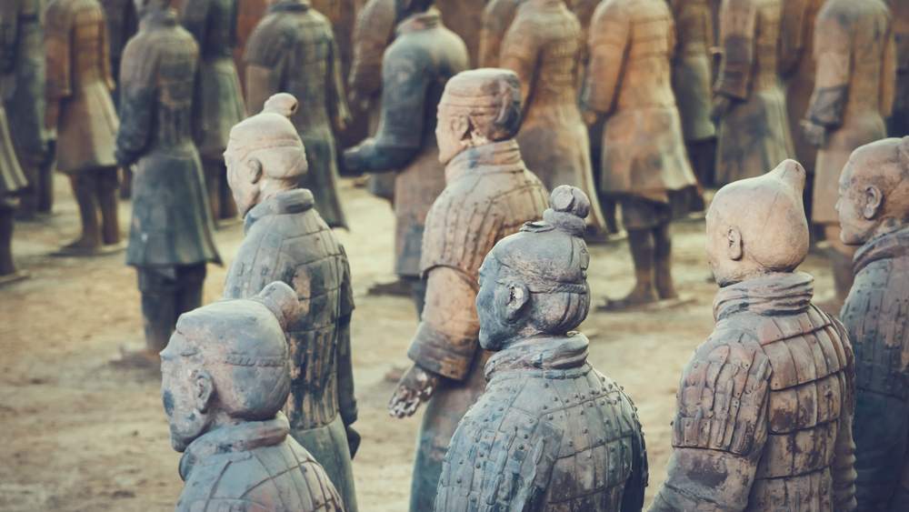 秦始皇兵马俑二号坑出土战车更新考古认知