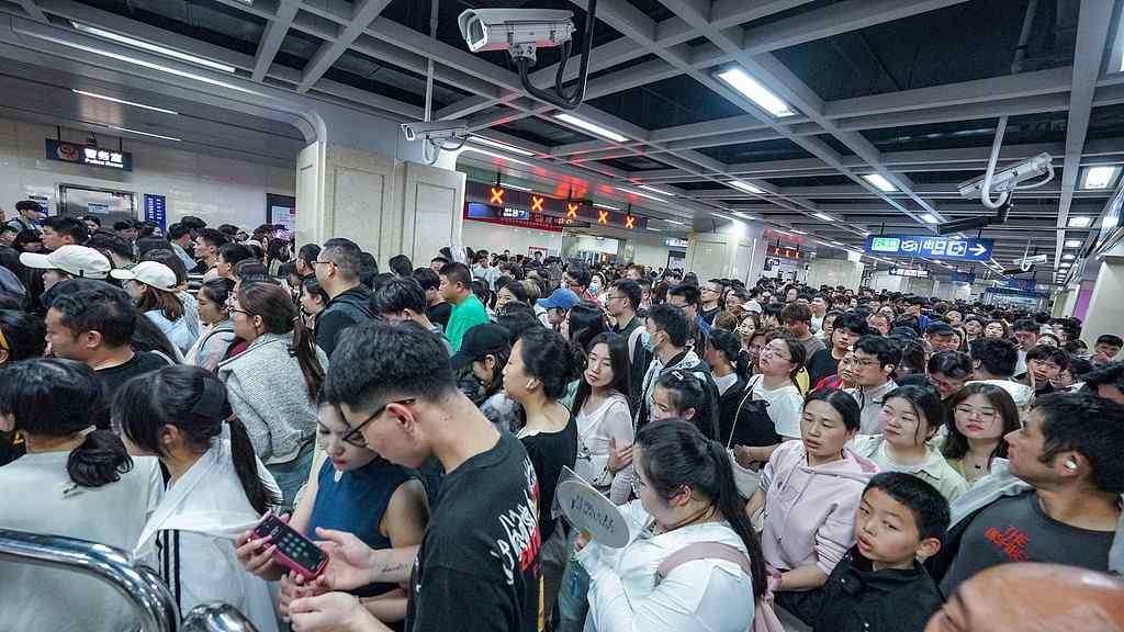 五一假期旅游预订火爆 境内游热度攀升自驾跟团游增长显著