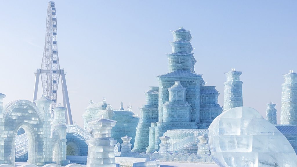 哈尔滨亚冬会文体旅融合助力冰雪经济发展