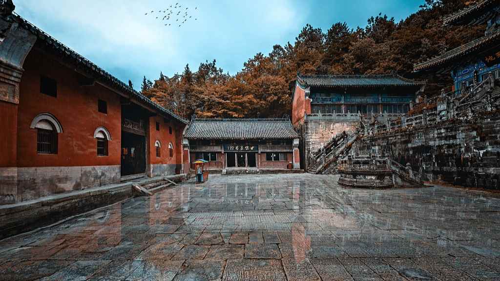 湖北经济发展势头强劲　农业工业旅游业全面开花