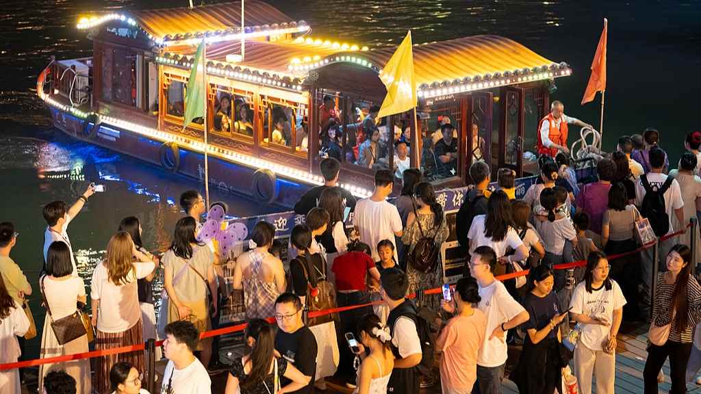 2025中国旅游日各地推出重磅惠民举措，亿元补贴激活文旅消费热潮