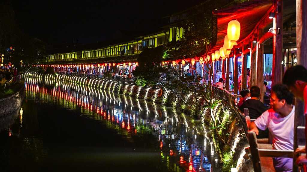 五一假期新中式游火爆，小城亲子游与国潮体验成主流趋势