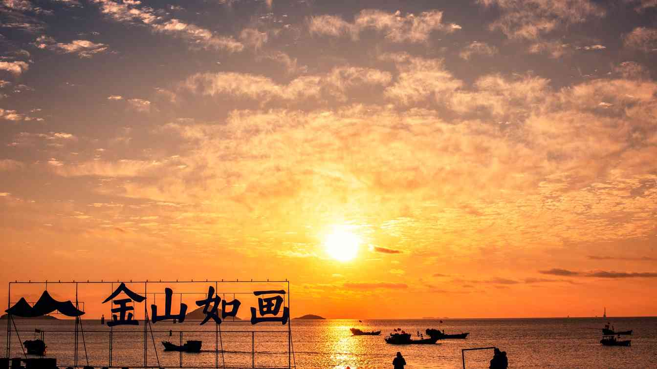 上海乐高乐园带动金山文旅爆发 游客突破80万住宿餐饮增长15.2%