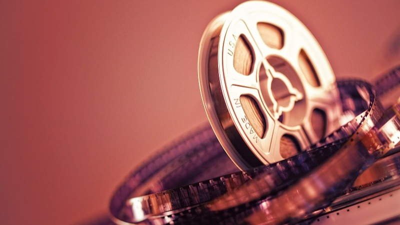 2025年国庆档电影票房18.35亿，观影人次5007万