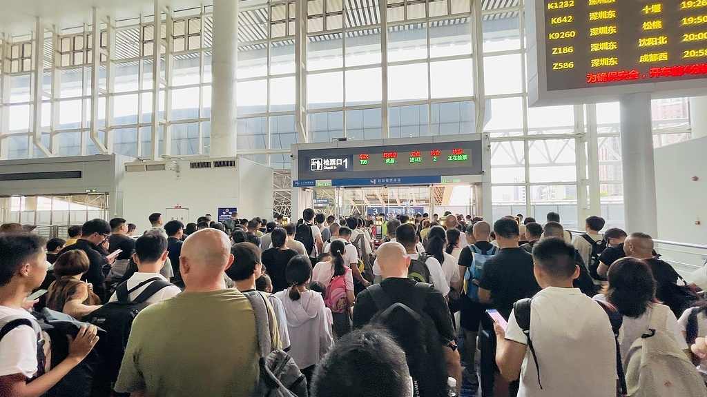 铁路暑运科技升级 AI智能系统助力旅客清凉出行