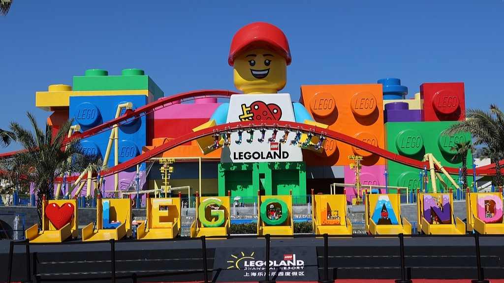 主题乐园热度攀升 暑期订单增长七成带动快乐经济升温