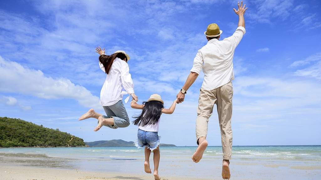 顶流IP引领亲子游热潮，文旅市场迎来千亿级增长机遇