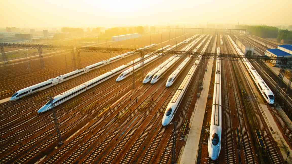 京张高铁开通五年：从3.5小时到1小时，跑出冰雪经济新速度