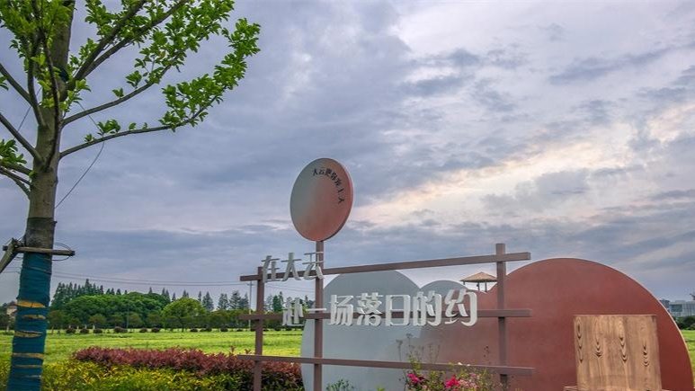 清明假期口岸客流大增21.4%边检全力保障通关