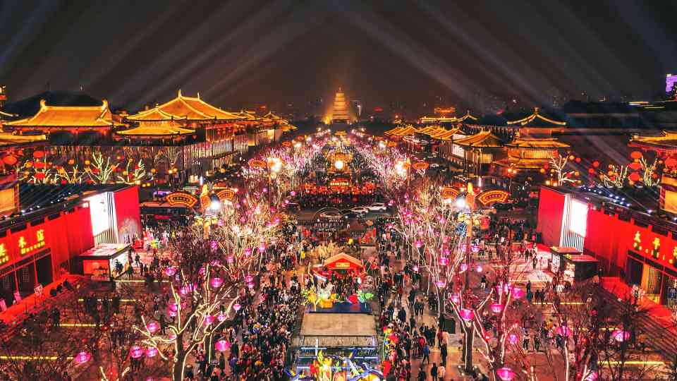 全国旅游强国建设新方向与服务升级路径